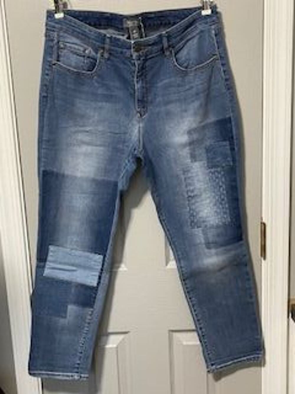 #B376 PRE-LOVED Martha Stewart patchwork style straight leg jeans size 16p